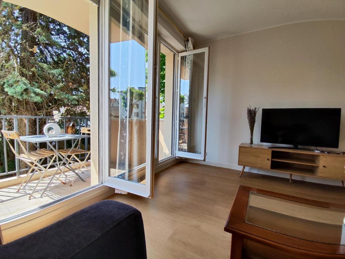 Tres Belle Appartement Lumineuse Spacieux Chantilly Exteriör bild